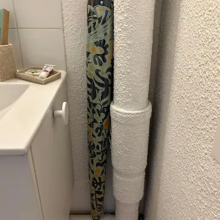 Climatise Au Mourillon Apartman *