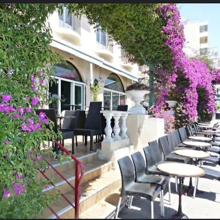 Climatise Au Mourillon Apartment